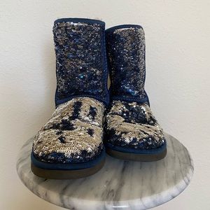 Blue sparkle Uggs